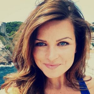 Julie - Julie Banovic